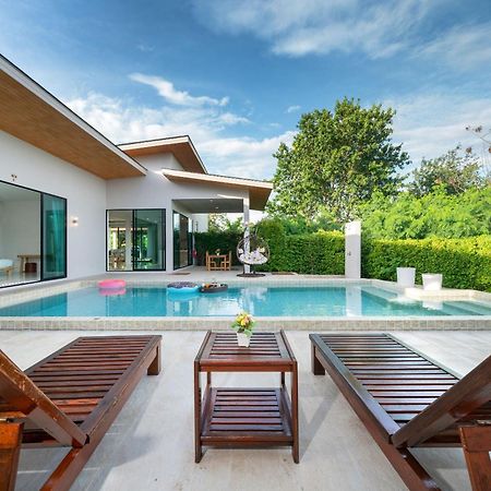 Andaman Seaview Luxury Pool Villa Phuket Ban Kata Exterior foto