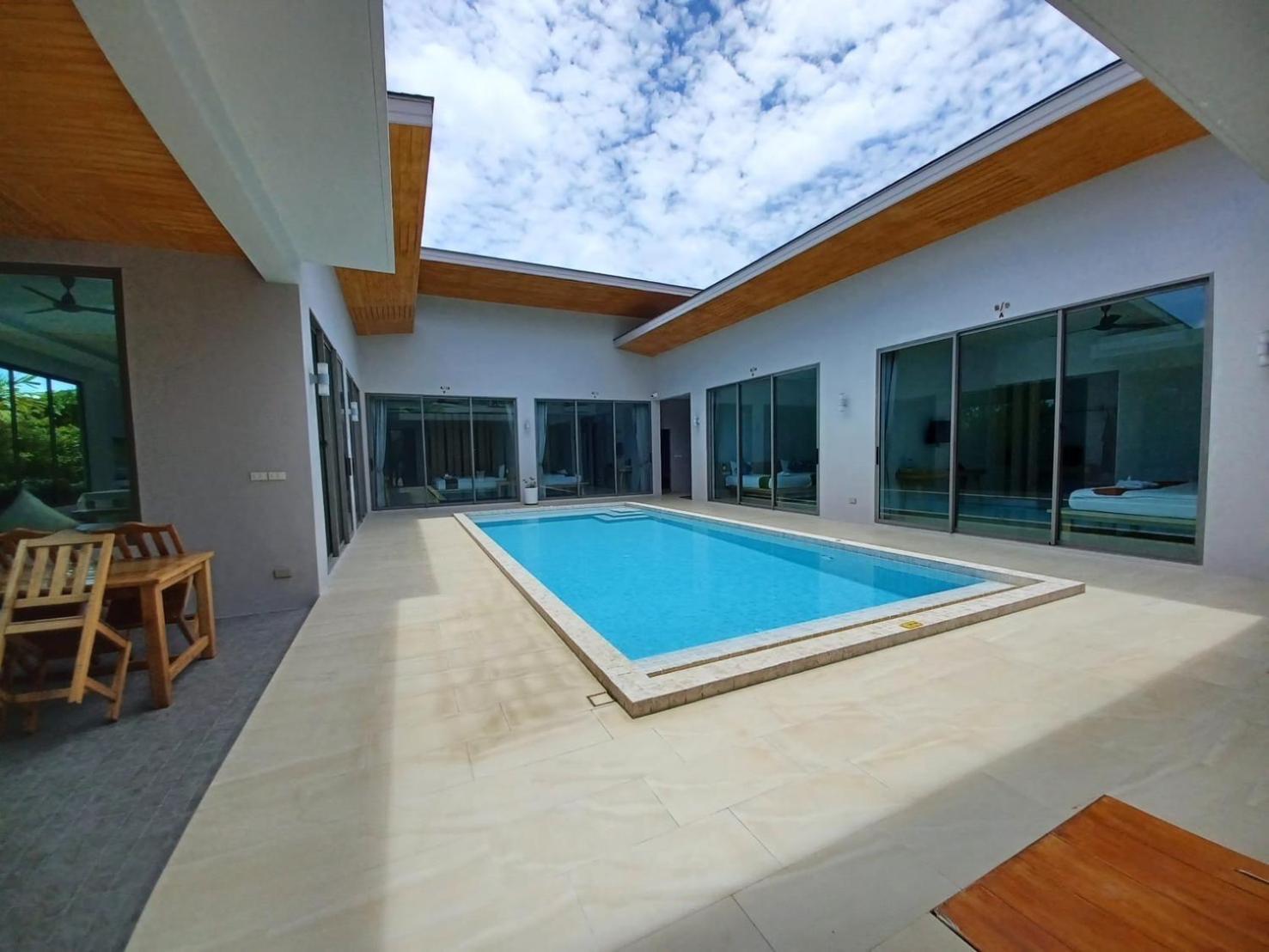 Andaman Seaview Luxury Pool Villa Phuket Ban Kata Exterior foto