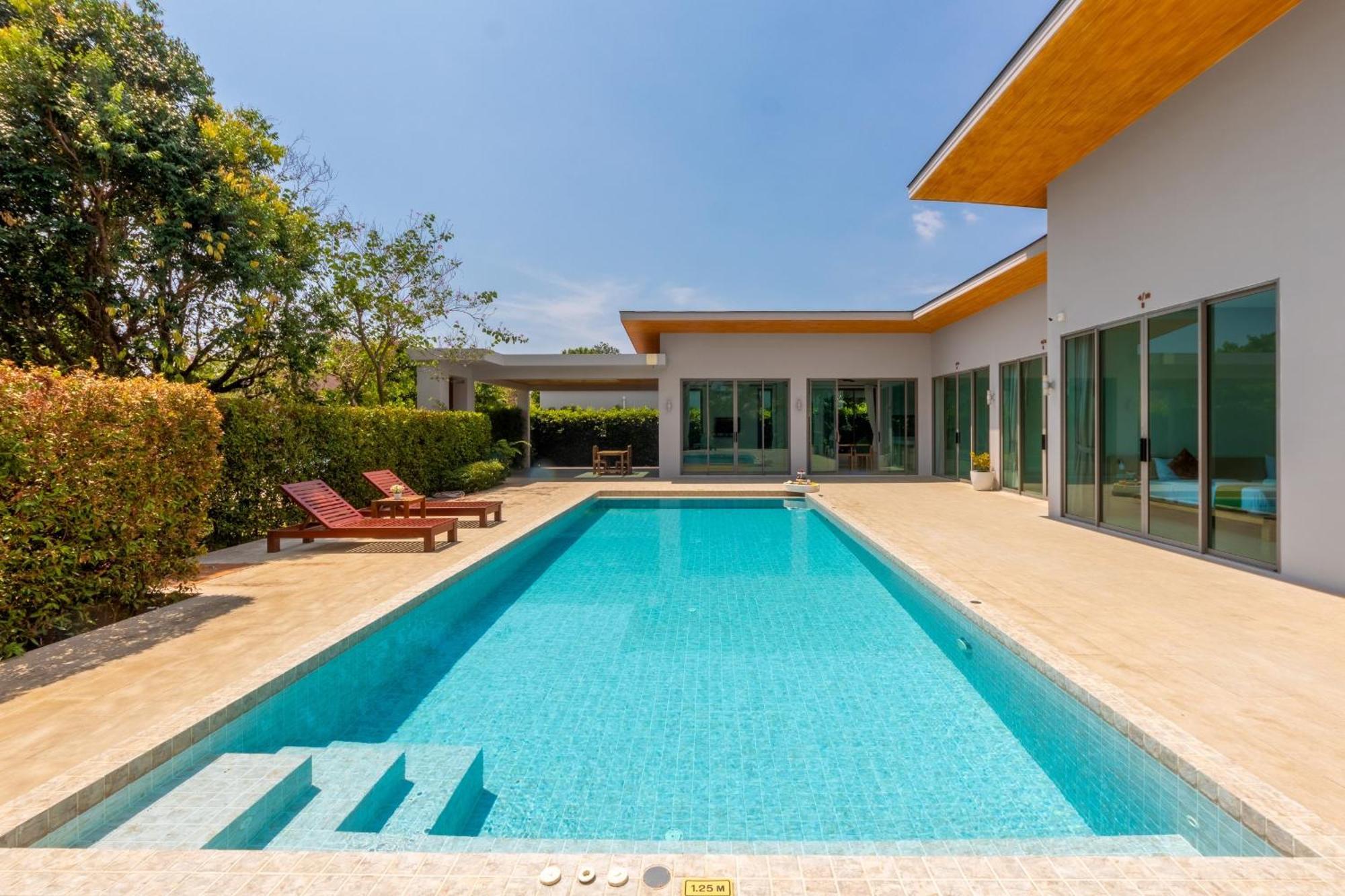 Andaman Seaview Luxury Pool Villa Phuket Ban Kata Exterior foto